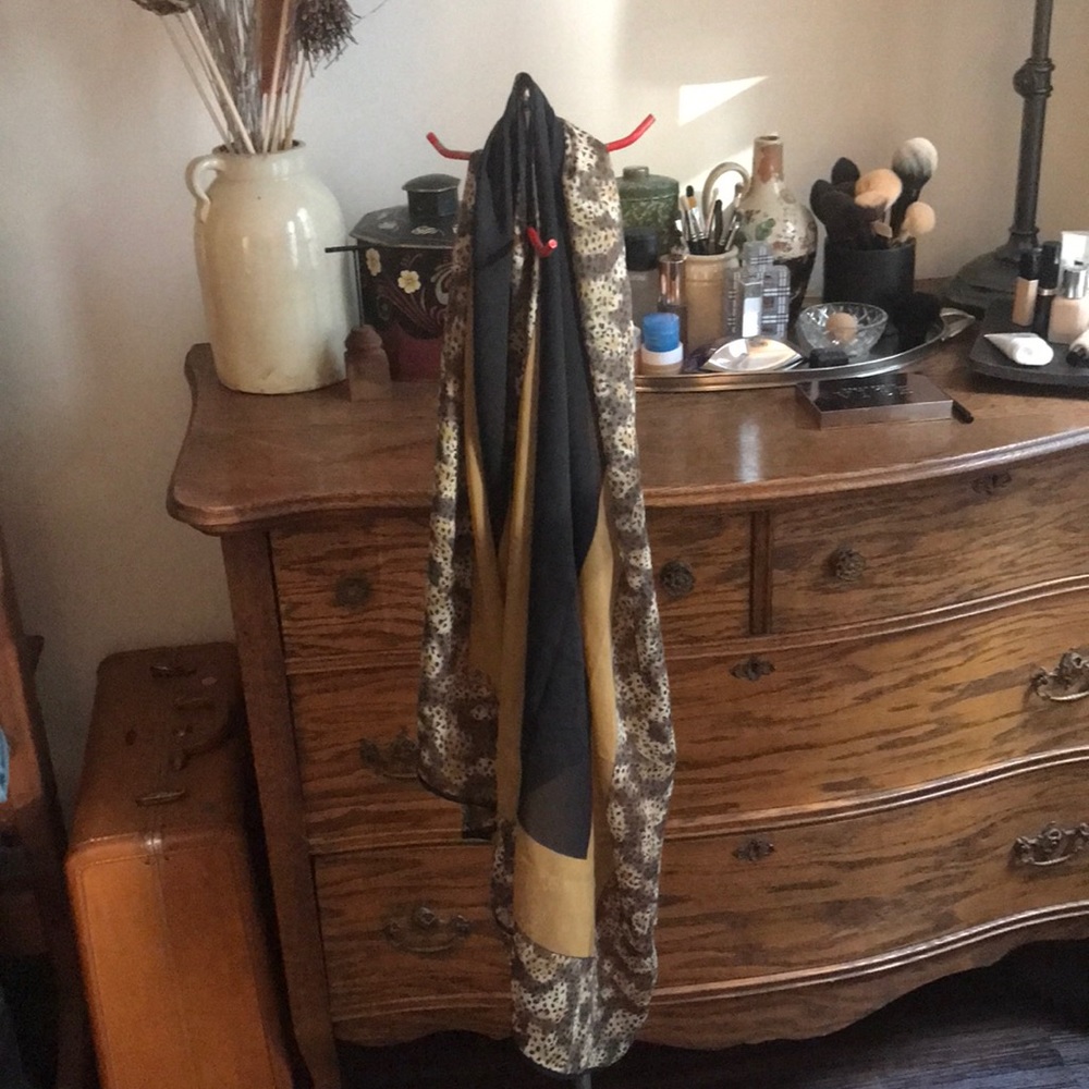 Jaeger Silk Scarf Animal Print Color Block - Picture 6 of 6